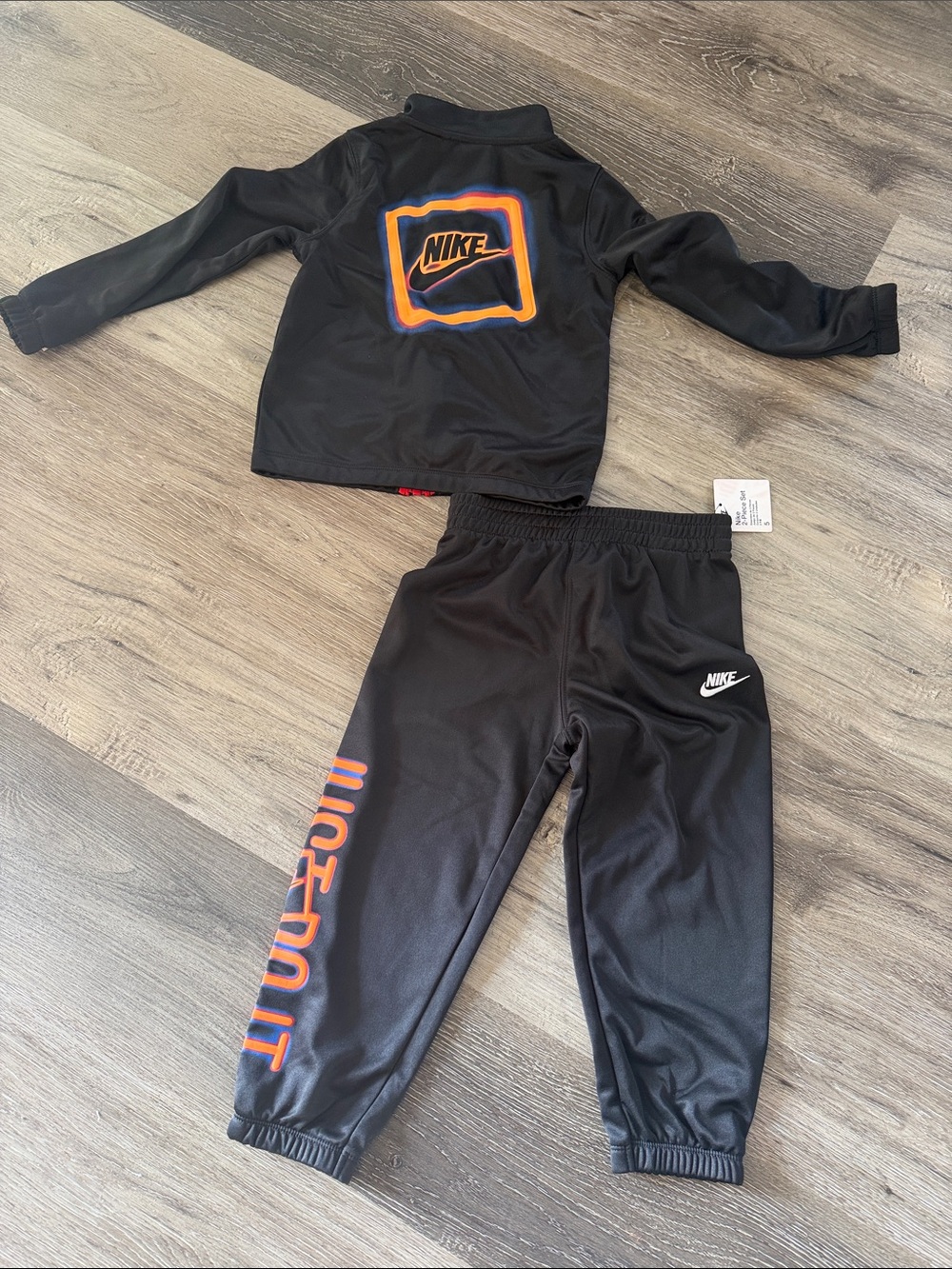 NWT Nike Kids Black Track Jacket & Pants Set with Red Zip - Picture 2 of 2